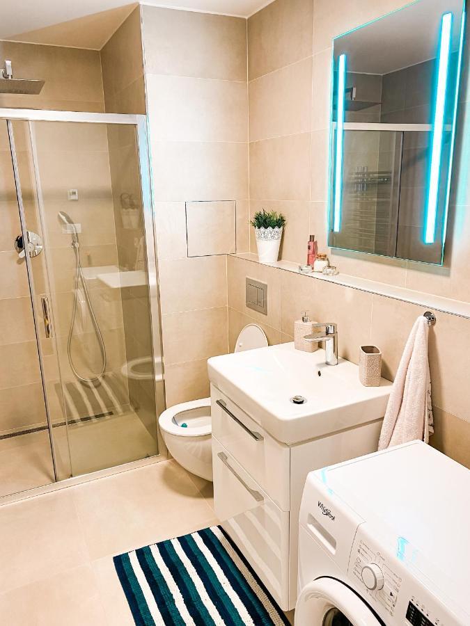 Lovely Studio Apartment, Free Parking 1,55 Hight Praga Esterno foto