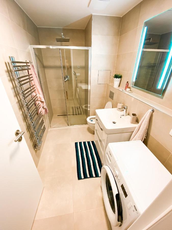 Lovely Studio Apartment, Free Parking 1,55 Hight Praga Esterno foto