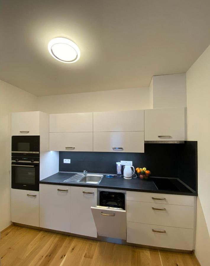 Lovely Studio Apartment, Free Parking 1,55 Hight Praga Esterno foto