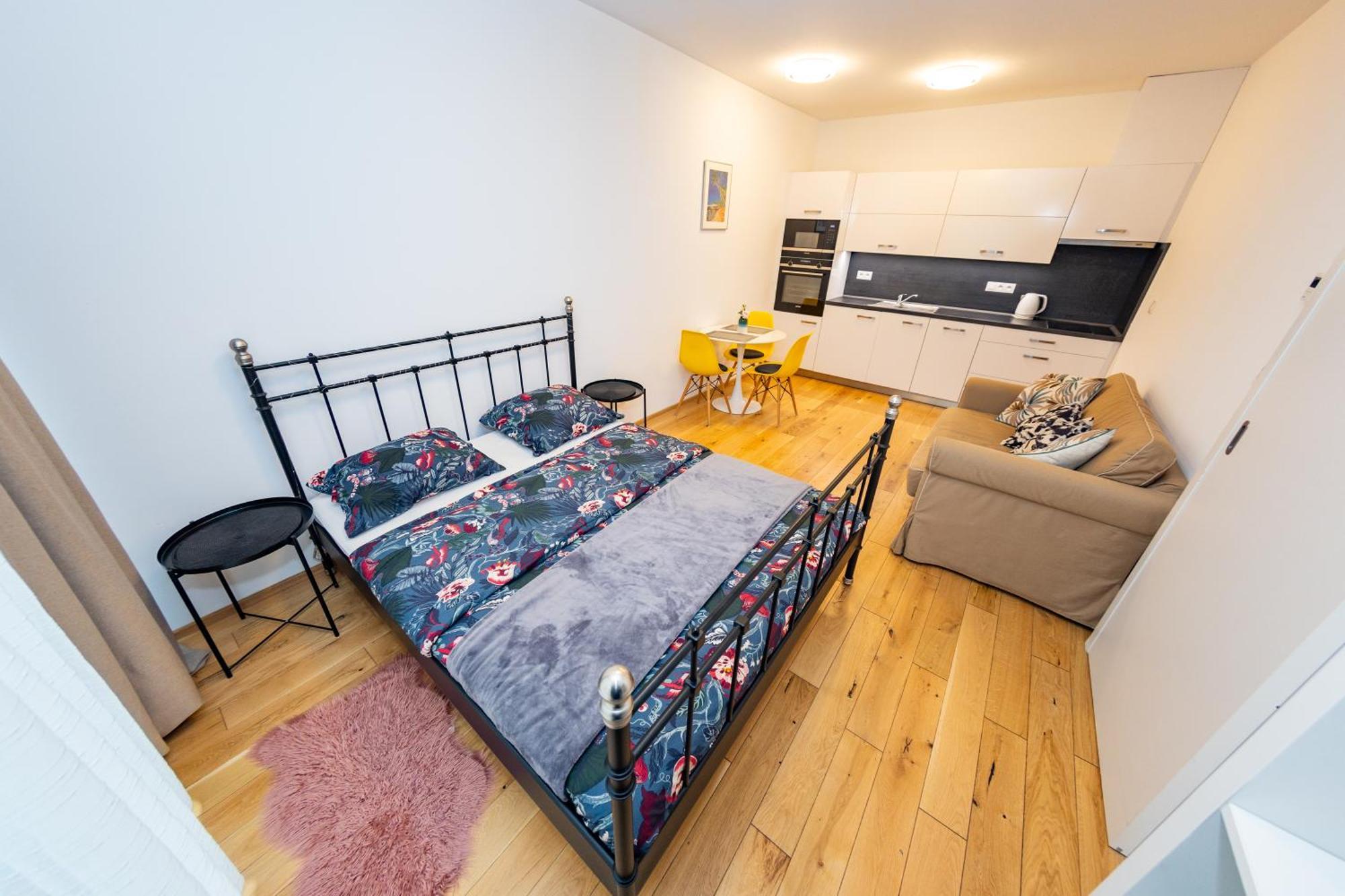 Lovely Studio Apartment, Free Parking 1,55 Hight Praga Esterno foto